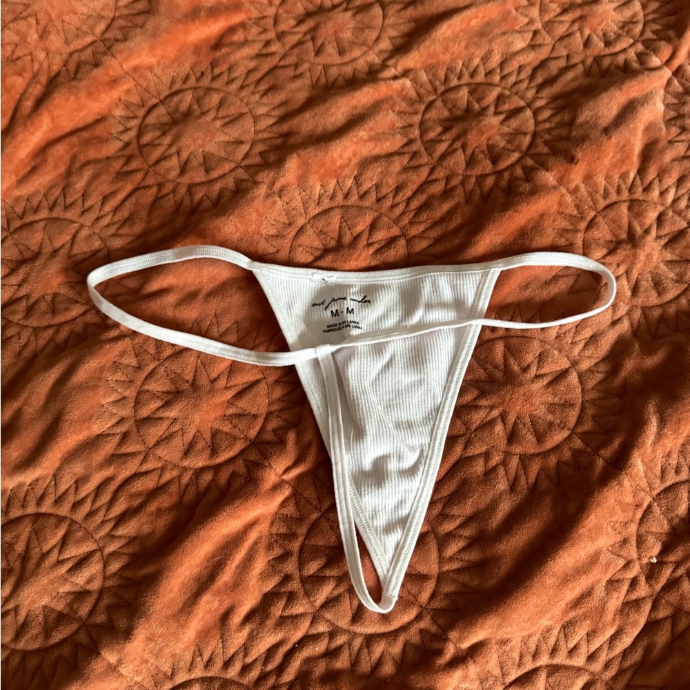 UO Ribbed G-String - Picture 3 of 3